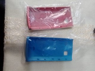2 teléfonos Nokia 500 para piezas