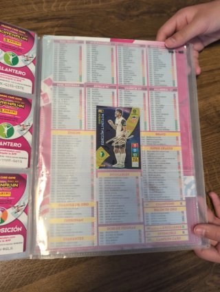 Álbum Adrenalyn LaLiga Santander 2021-22 completo