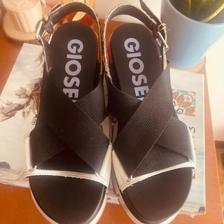 Sandalias Gioseppo Talla 38 Negras Naranja
