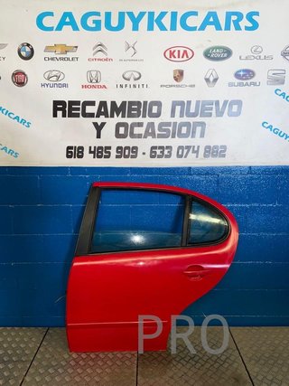 Seat leon mk1 puerta trasera izquierda roja