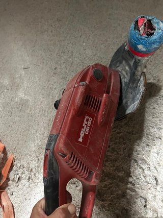 Amoladora Hilti DGH 150 con adaptador