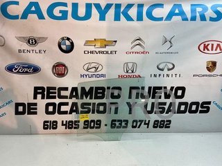 BMW serie 1 F20 cristal puerta trasera izquierda