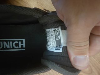 Zapatillas Munich T.42 Marrón Chocolate
