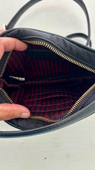 Bolso bandolera Tommy Hilfiger negro
