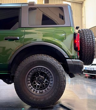 Ford Bronco 2024