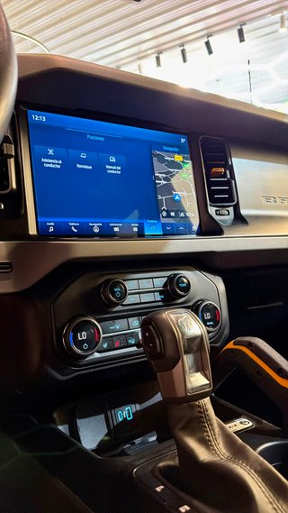 Ford Bronco 2024