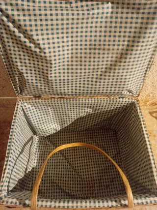 Cesta de mimbre para picnic con asa grande