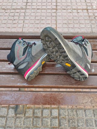 Botas de Montaña Meindl Talla 45. Gore Tex.