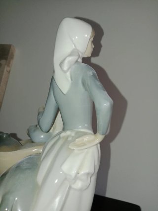 Figura Lladrô Mujer y Niño en Burro