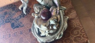 Figura Dragón Plata con Bola Morada