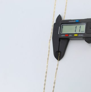Cadena de oro de 18k. Peso: 2.88 gr.