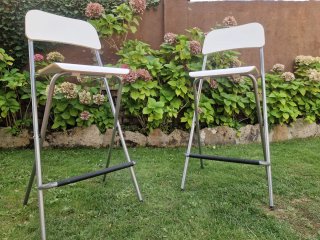 2 Taburetes Altos Plegables Metal y Plástico