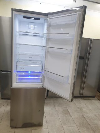 Frigorífico Grundig inox 203×60cm garantía y envío