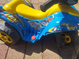 Moto Infantil Eléctrica Feber