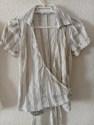 Lote 2 Blusas Verano Talla L (Zara + Lukstr)