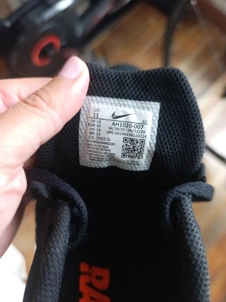 Zapatillas Atletismo Nike Negras y Naranja