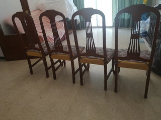 4 Sillas de Madera para Tapizar