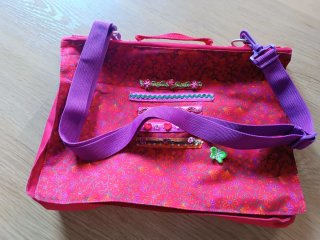 Bolso/bandolera juvenil Busquets rojo y/o verde
