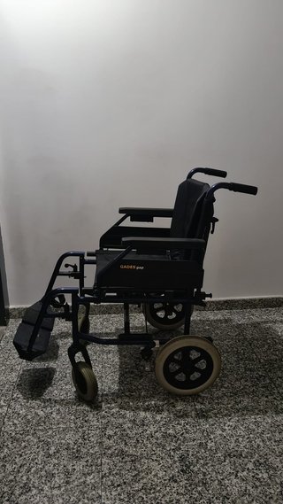 Silla de ruedas plegable ruedas pequeñas