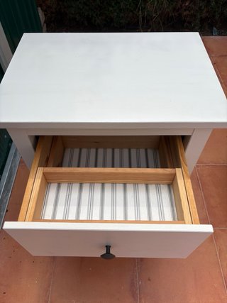 Mesita de noche blanca Ikea