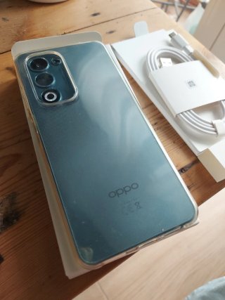 OPPO A5 5G Caja y Accesorios
