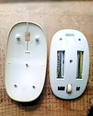 Teclado y Ratón HP Inalámbricos Beige