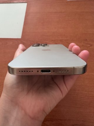 iPhone 16 Pro Max Plata