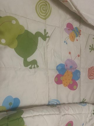Colcha infantil  muy colorida