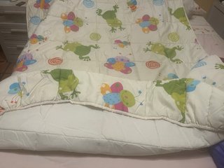 Colcha infantil  muy colorida
