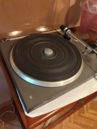 Tocadiscos antiguo