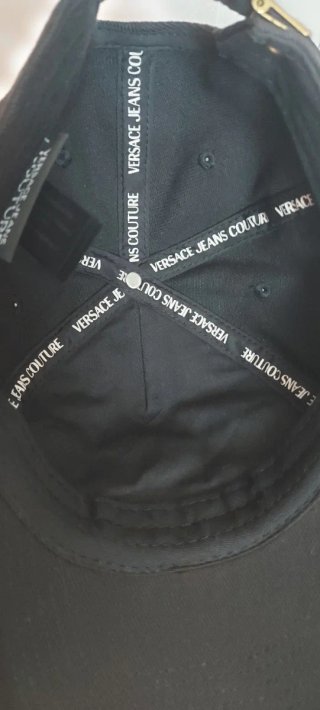 Gorra Versace Jeans Couture negra con maxi logo