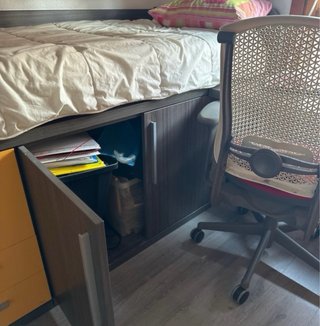 Dormitorio juvenil compacto