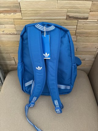 Mochila Adidas Escolar Nueva con etiqueta