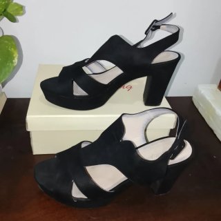 Sandalias negros de plataforma