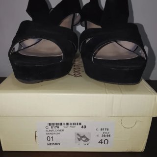 Sandalias negros de plataforma