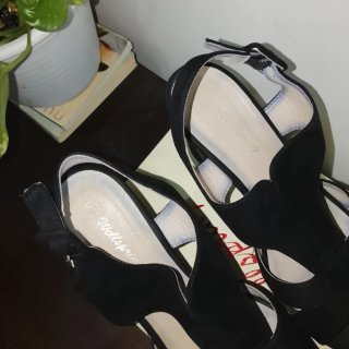Sandalias negros de plataforma