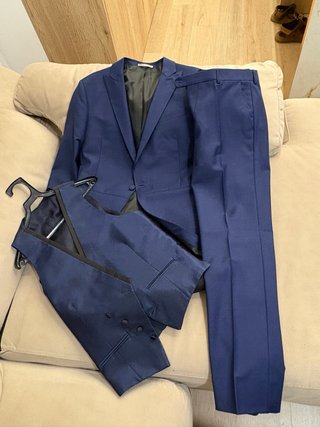 Traje/Chaqué, chaleco y pantalón Fuentecapala