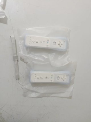 2 Mandos Wii con Funda Silicona y Correa