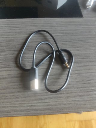 Lote de accesorios/cables varios.
