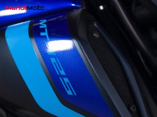 YAMAHA MT 125