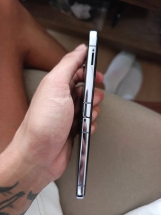 Samsung Z Flip 4