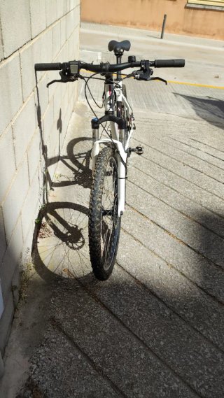 Bicicleta de adulto en perfecto estado