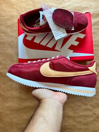 Zapatillas Nike Cortez Rojas Oscuro