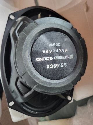 Altavoces JBL GTO 939 150x230mm