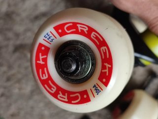 Ejes y ruedas skate