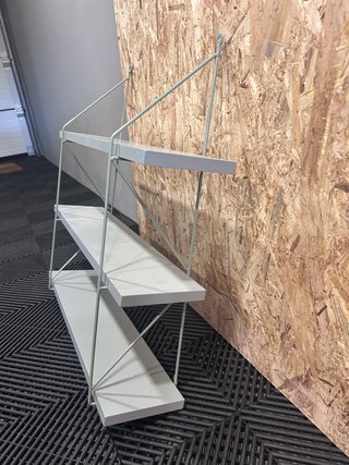 Estantería de pared triple madera y metal