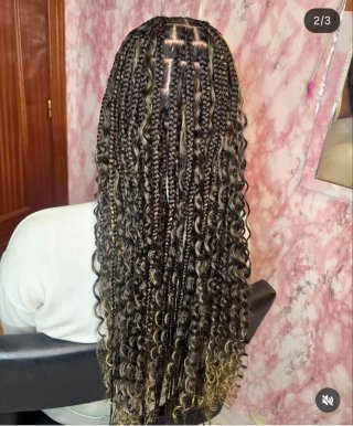 Trenzas, extensiones y pelucas