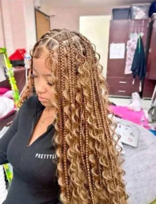 Trenzas, extensiones y pelucas