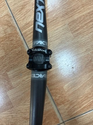 Manillar de carbono para bicicleta