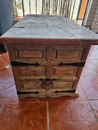 Cofre Antiguo Madera y Metal 1980